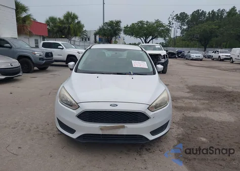 2016 Ford Focus Se z USA, uszkodzony, nr VIN 1FADP3K27GL219629